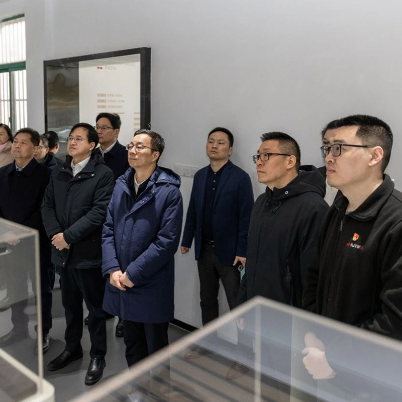 創(chuàng)新驅(qū)動 智造未來丨市委副書記、市長周偉率隊調(diào)研常州坤維傳感科技有限公司